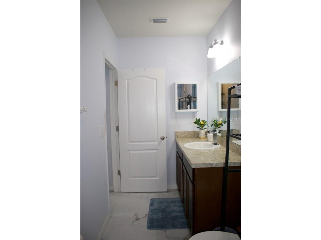 12107 Barnsley Reserve Place Gibsonton FL 33534 TB8435367 image14