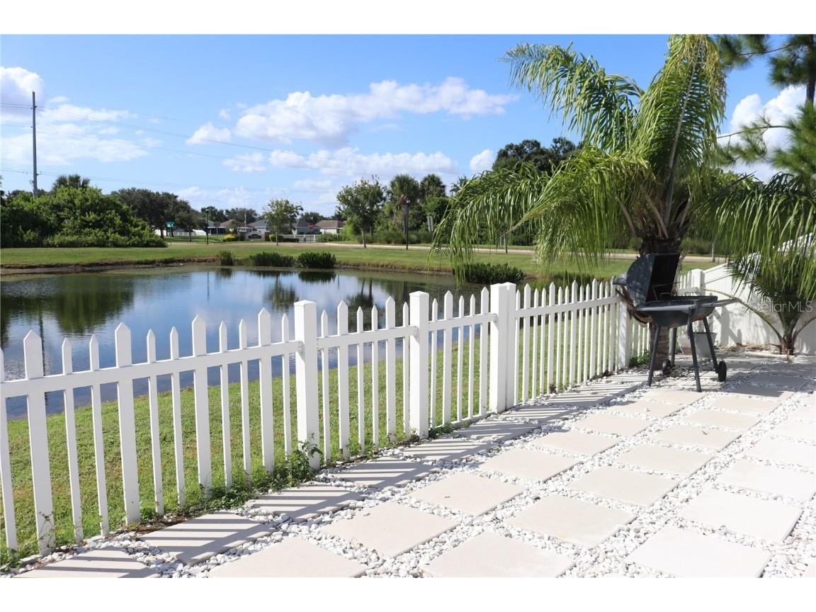 12107 Barnsley Reserve Place Gibsonton FL 33534 TB8435367 image26