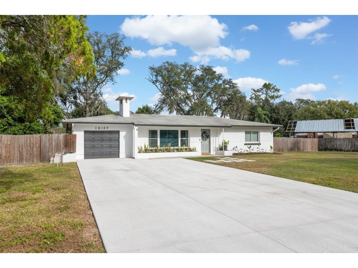 12107 Midlake Drive Tampa FL 33612 TB8323796 image1