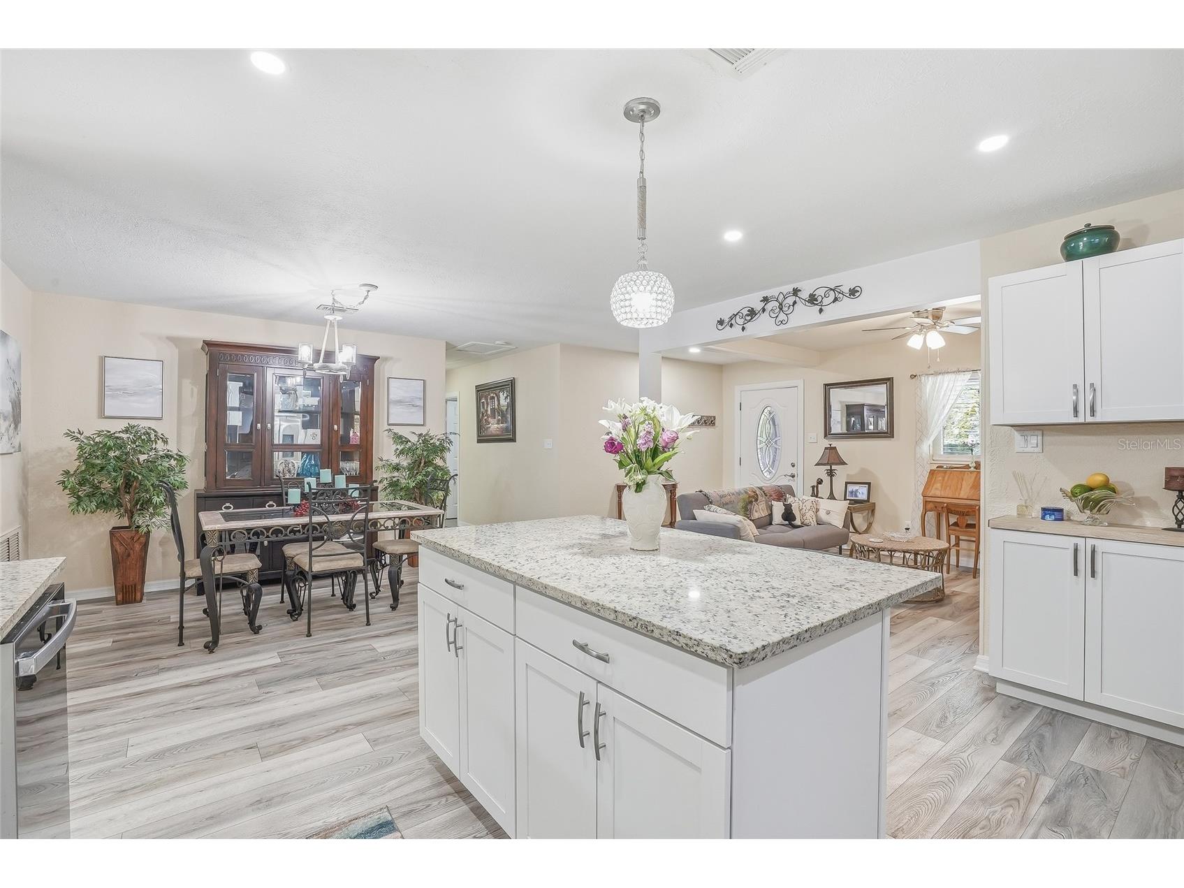 12109 Forest Hills Drive Tampa FL 33612 TB8507811 image28