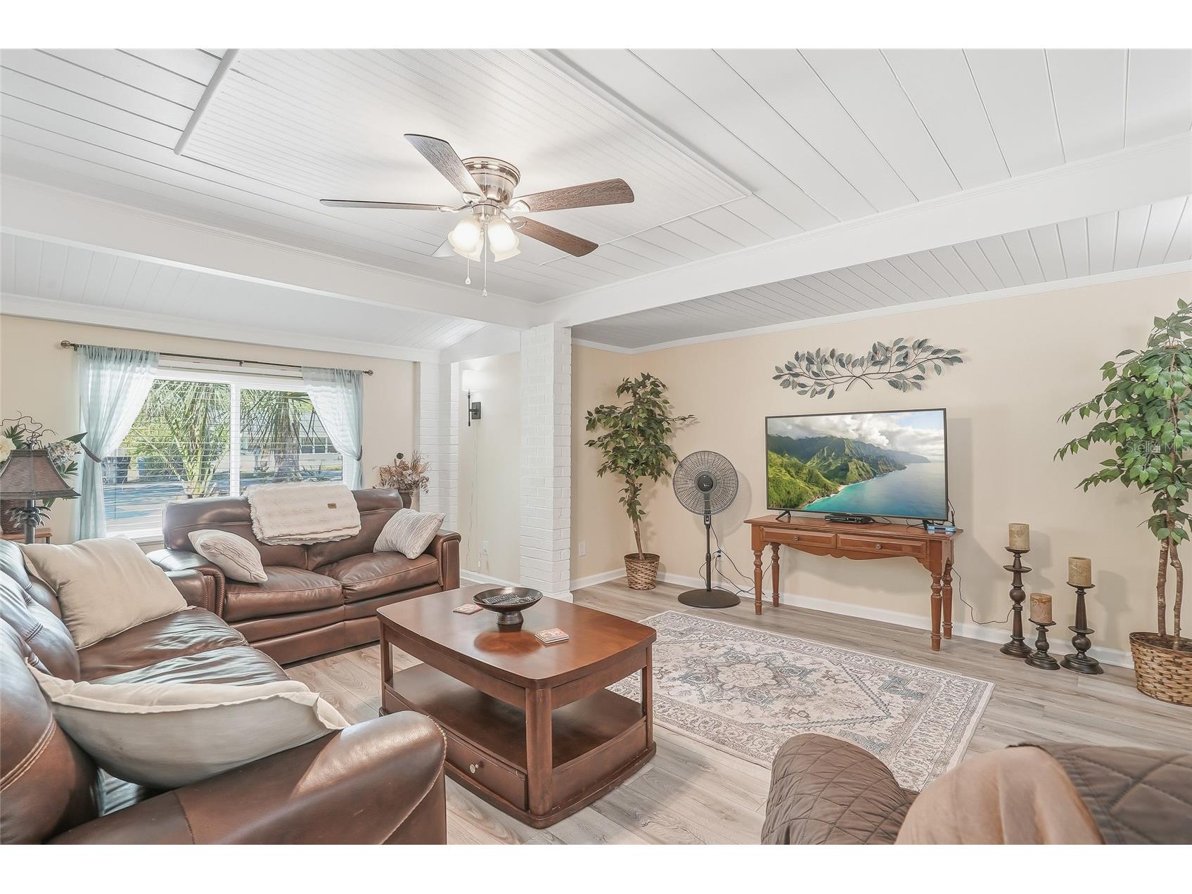 12109 Forest Hills Drive Tampa FL 33612 TB8507811 image31