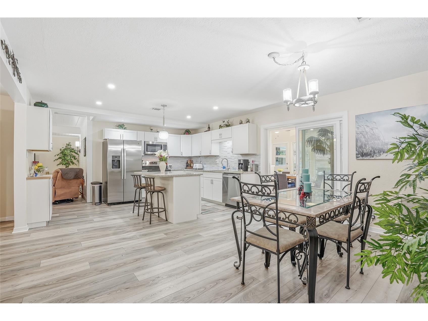 12109 Forest Hills Drive Tampa FL 33612 TB8516952 image11