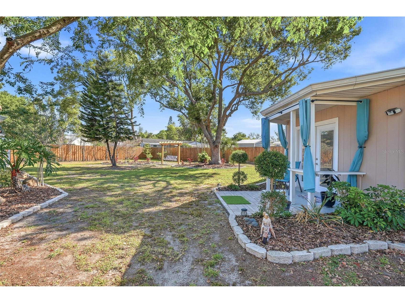 12109 Forest Hills Drive Tampa FL 33612 TB8516952 image47