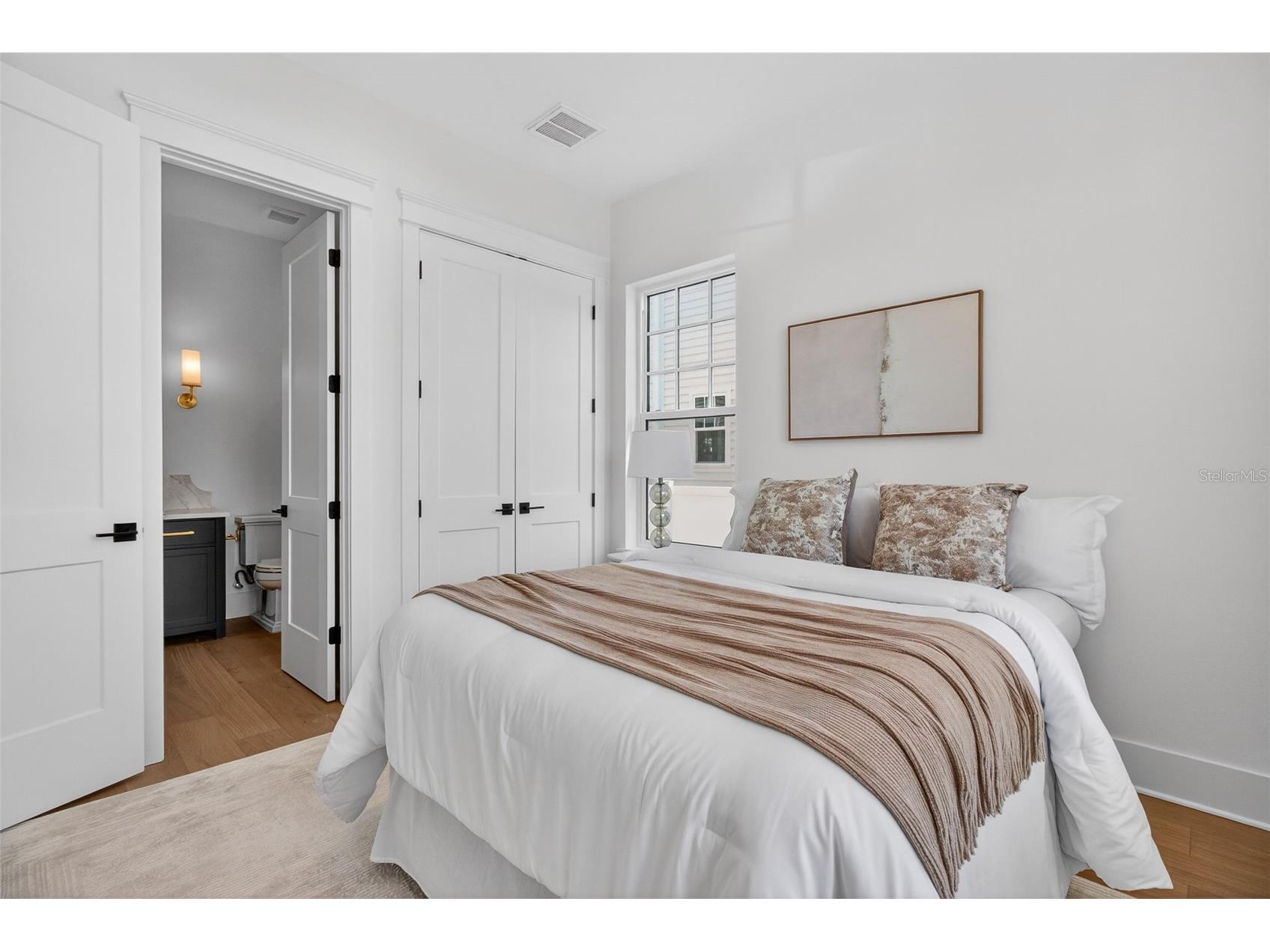 1211 35th Avenue N Saint Petersburg FL 33704 TB8419054 image16