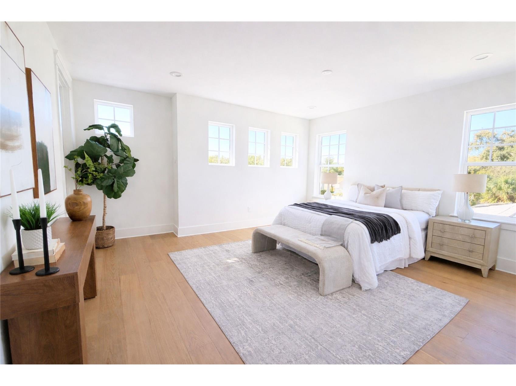 1211 35th Avenue N Saint Petersburg FL 33704 TB8419054 image21