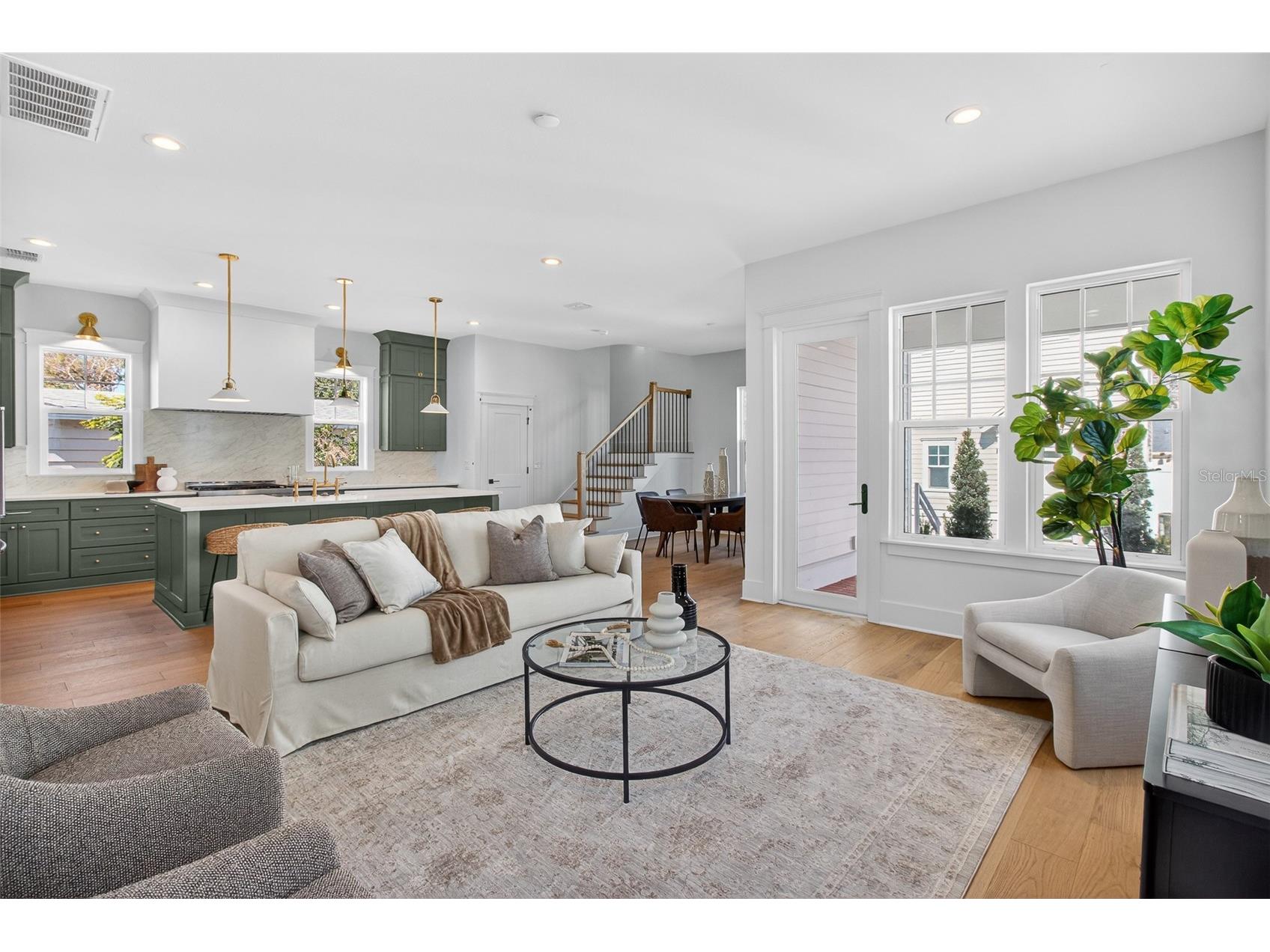 1211 35th Avenue N Saint Petersburg FL 33704 TB8419054 image7