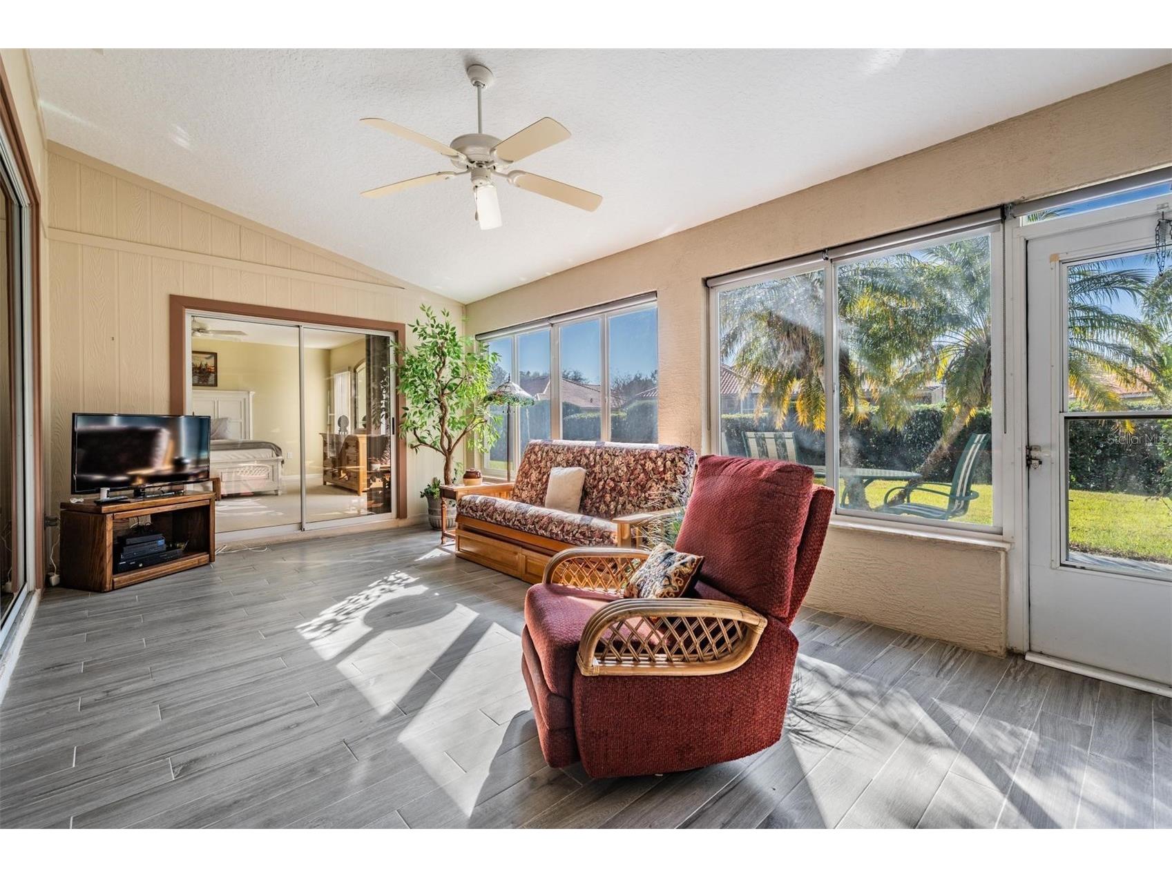 1211 Almondwood Drive Trinity FL 34655 W7882191 image14