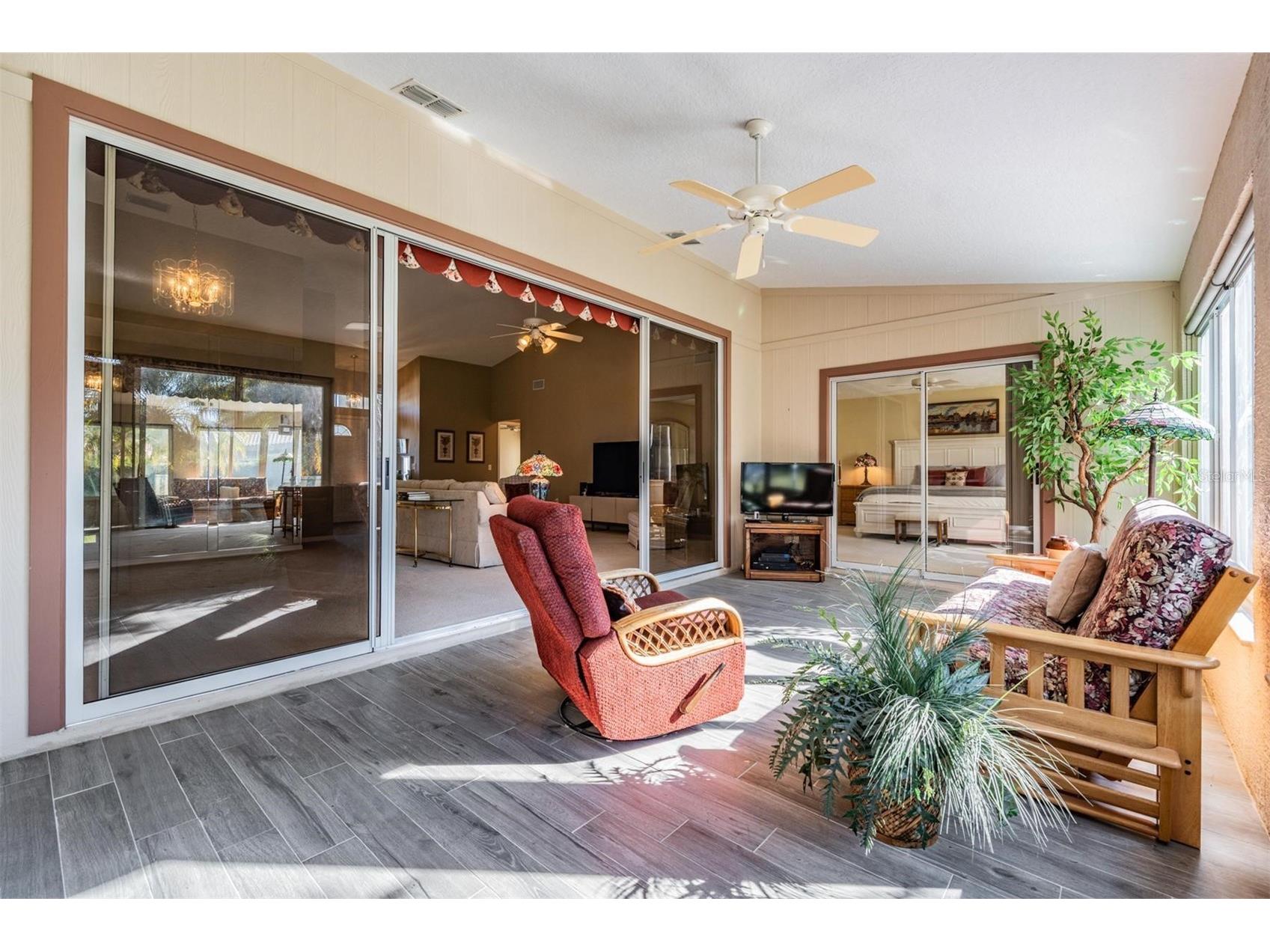 1211 Almondwood Drive Trinity FL 34655 W7882191 image3