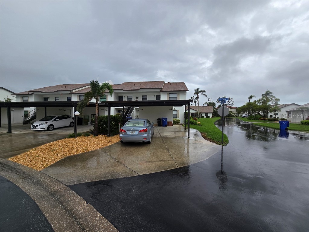 1211 Capri Isles Boulevard #116 Venice FL 34292 A4654972 image1