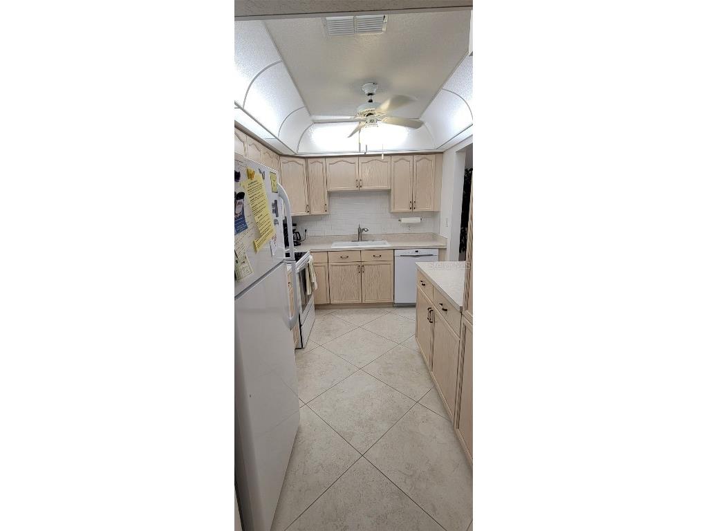 1211 Capri Isles Boulevard #144 Venice FL 34292 D6144927 image13