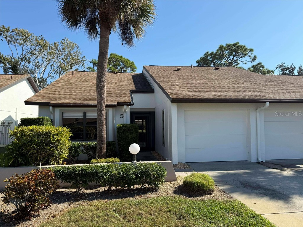 1211 Capri Isles Boulevard #5 Venice FL 34292 A4673596 image1