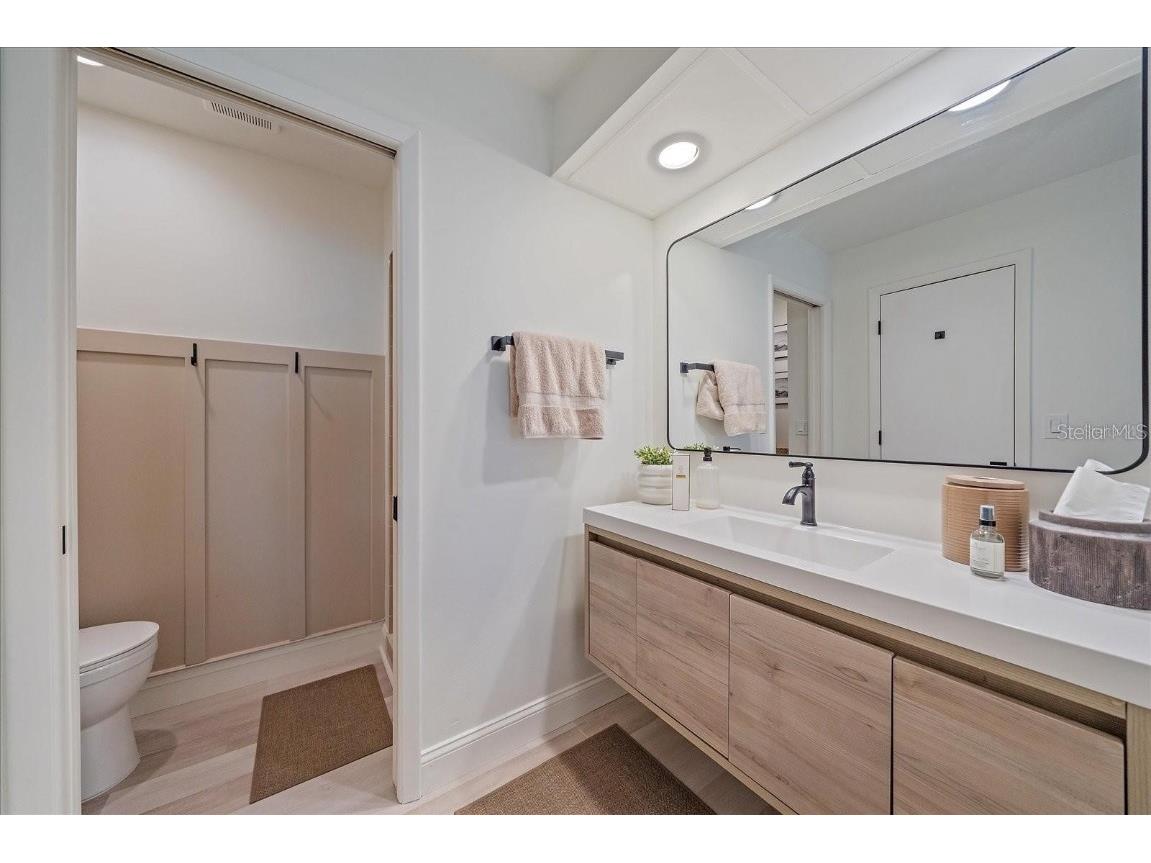 1211 Capri Isles Boulevard #6 Venice FL 34292 N6140590 image14