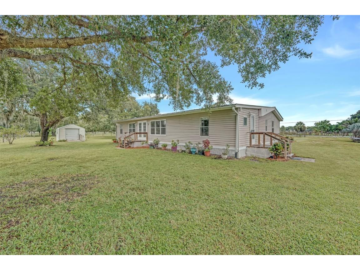 1211 Crescent Avenue Labelle FL 33935 C7512748 image45