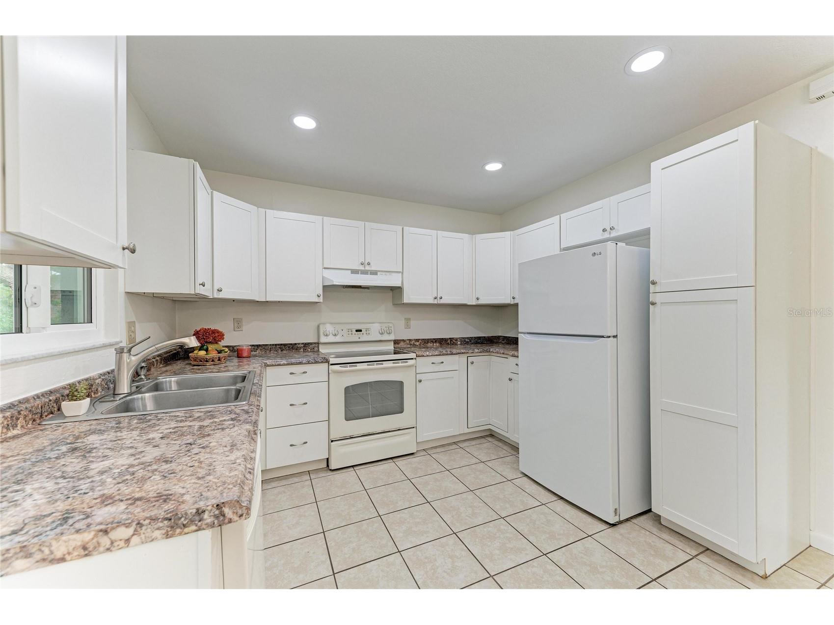 1211 Cypress Avenue Venice FL 34285 A4693033 image11
