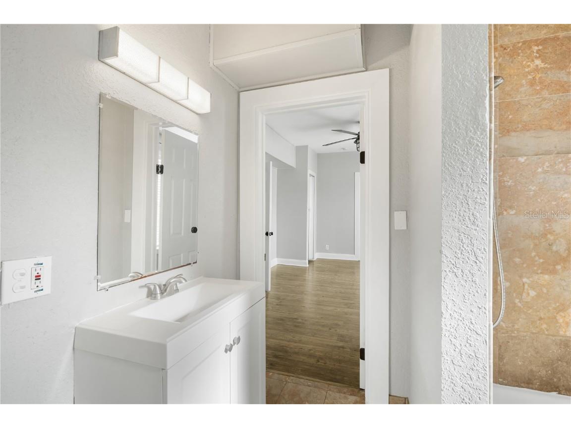 1211 E 17th Avenue Tampa FL 33605 TB8425524 image15