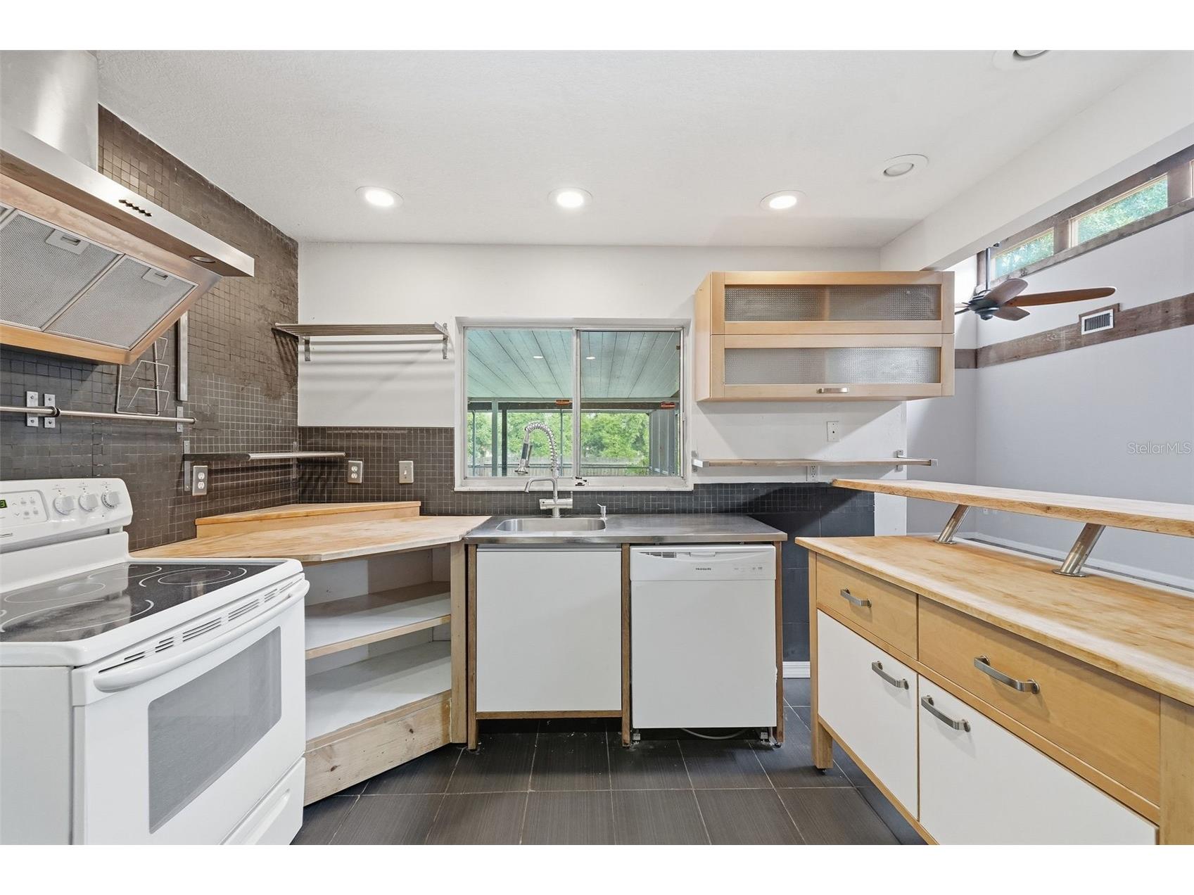 1211 Fairfax S Lakeland FL 33813 TB8513551 image22