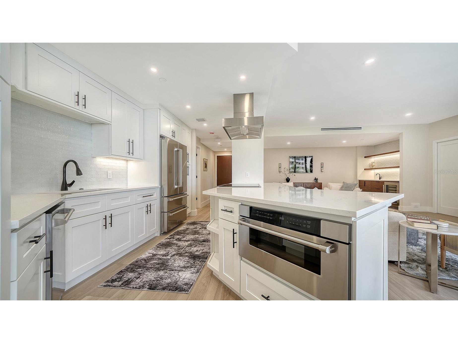1211 Gulf Of Mexico Drive #105 Longboat Key FL 34228 A4694733 image12