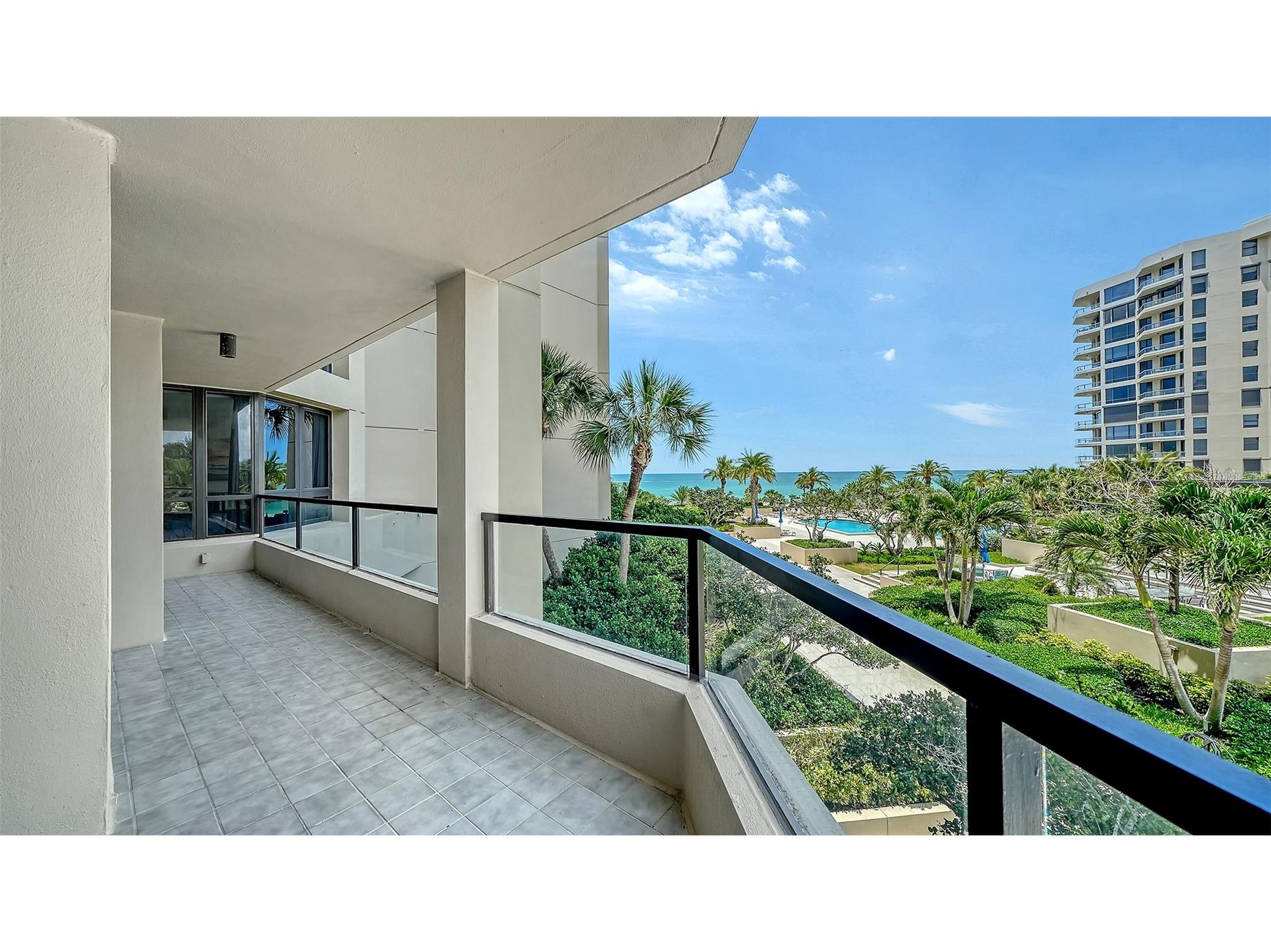 1211 Gulf Of Mexico Drive #105 Longboat Key FL 34228 A4694733 image25
