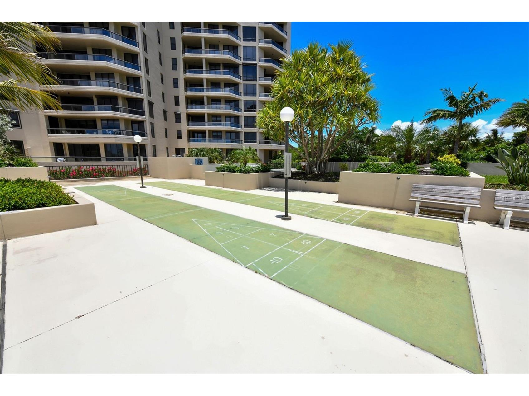 1211 Gulf Of Mexico Drive #105 Longboat Key FL 34228 A4694733 image38