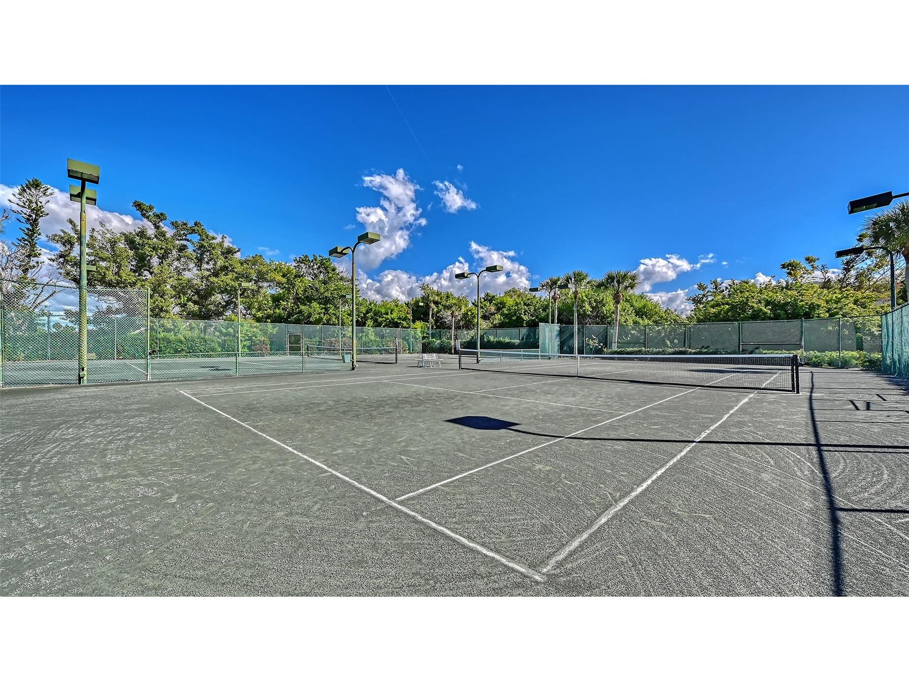 1211 Gulf Of Mexico Drive #105 Longboat Key FL 34228 A4694733 image40