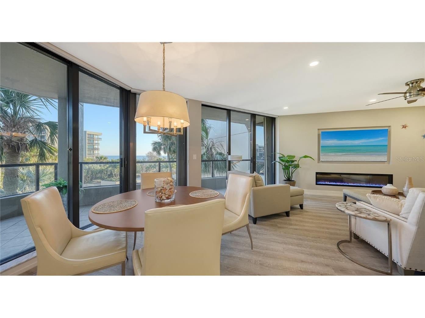 1211 Gulf Of Mexico Drive #108 Longboat Key FL 34228 - GULF OF MEXICO A4631818 image1
