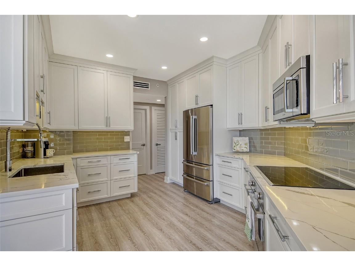 1211 Gulf Of Mexico Drive #108 Longboat Key FL 34228 - GULF OF MEXICO A4667361 image15