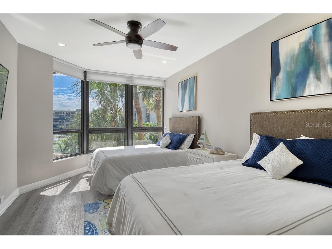 1211 Gulf Of Mexico Drive #108 Longboat Key FL 34228 - GULF OF MEXICO A4667361 image29