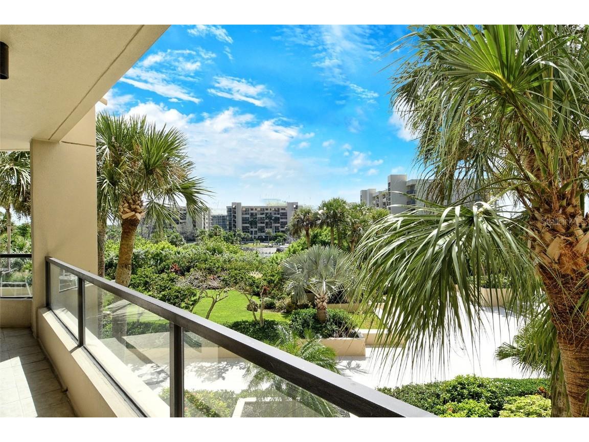 1211 Gulf Of Mexico Drive #108 Longboat Key FL 34228 - GULF OF MEXICO A4667361 image35