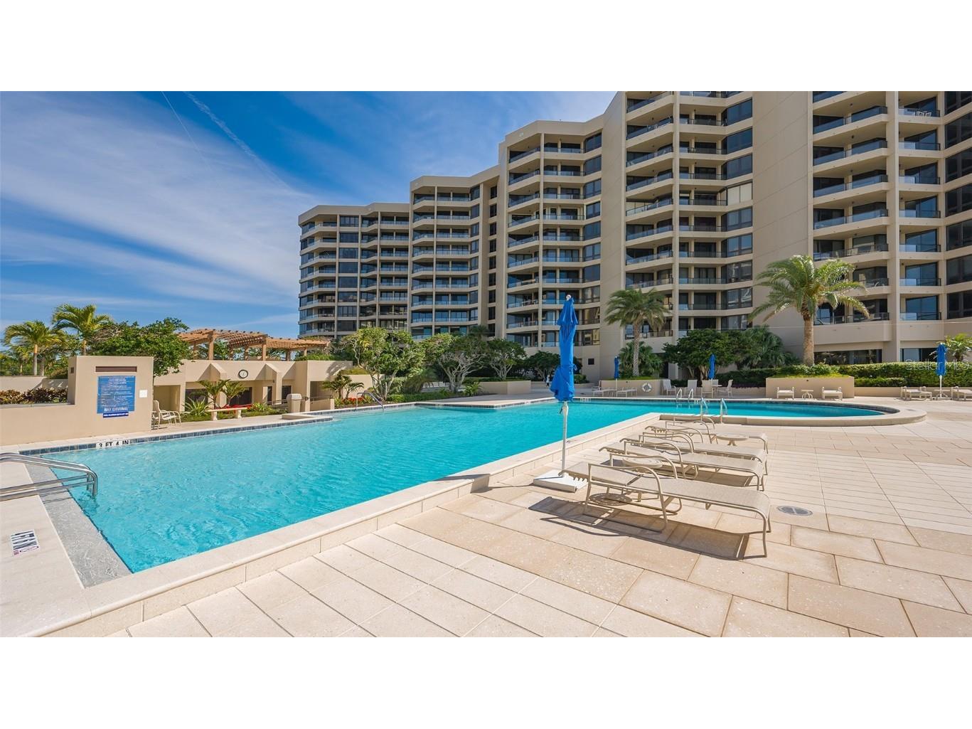 1211 Gulf Of Mexico Drive #108 Longboat Key FL 34228 - GULF OF MEXICO A4667361 image38