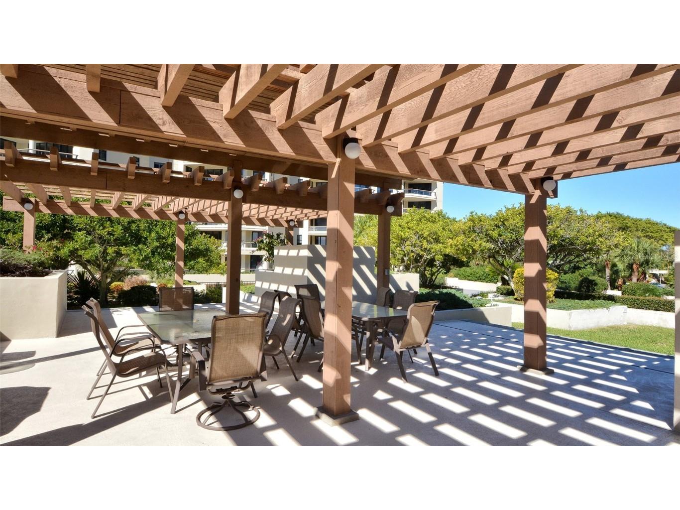 1211 Gulf Of Mexico Drive #108 Longboat Key FL 34228 - GULF OF MEXICO A4667361 image64