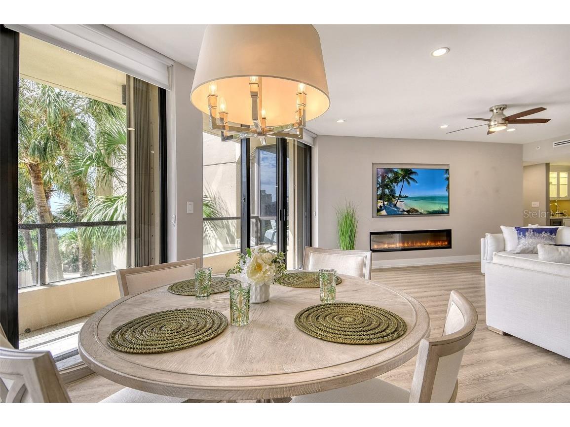 1211 Gulf Of Mexico Drive #108 Longboat Key FL 34228 - GULF OF MEXICO A4667361 image8