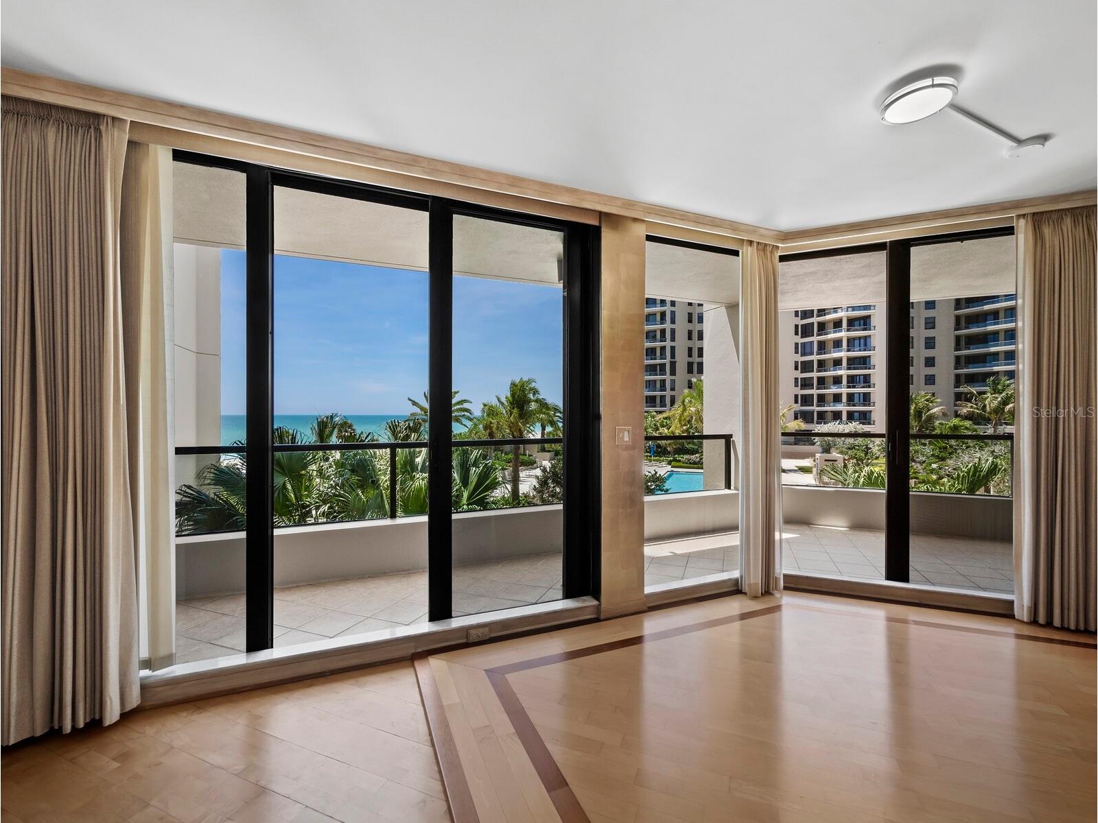 1211 Gulf Of Mexico Drive #109 Longboat Key FL 34228 - GULF OF MEXICO A4694082 image11