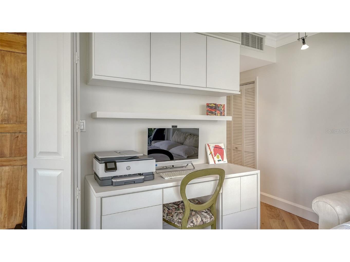 1211 Gulf Of Mexico Drive #301 Longboat Key FL 34228 - GULF OF MEXICO A4669896 image16