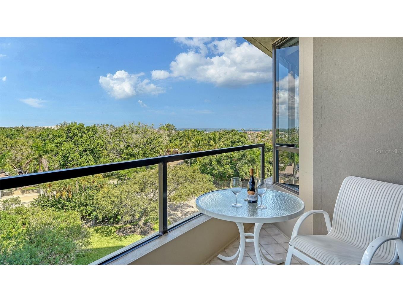 1211 Gulf Of Mexico Drive #301 Longboat Key FL 34228 - GULF OF MEXICO A4669896 image19