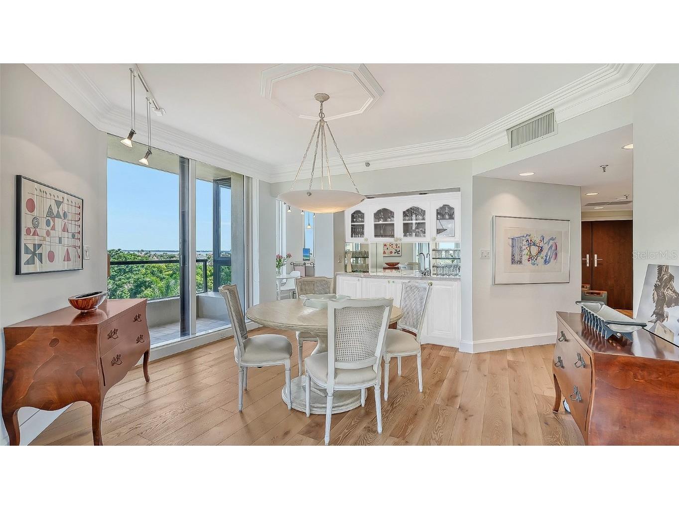 1211 Gulf Of Mexico Drive #301 Longboat Key FL 34228 - GULF OF MEXICO A4669896 image7