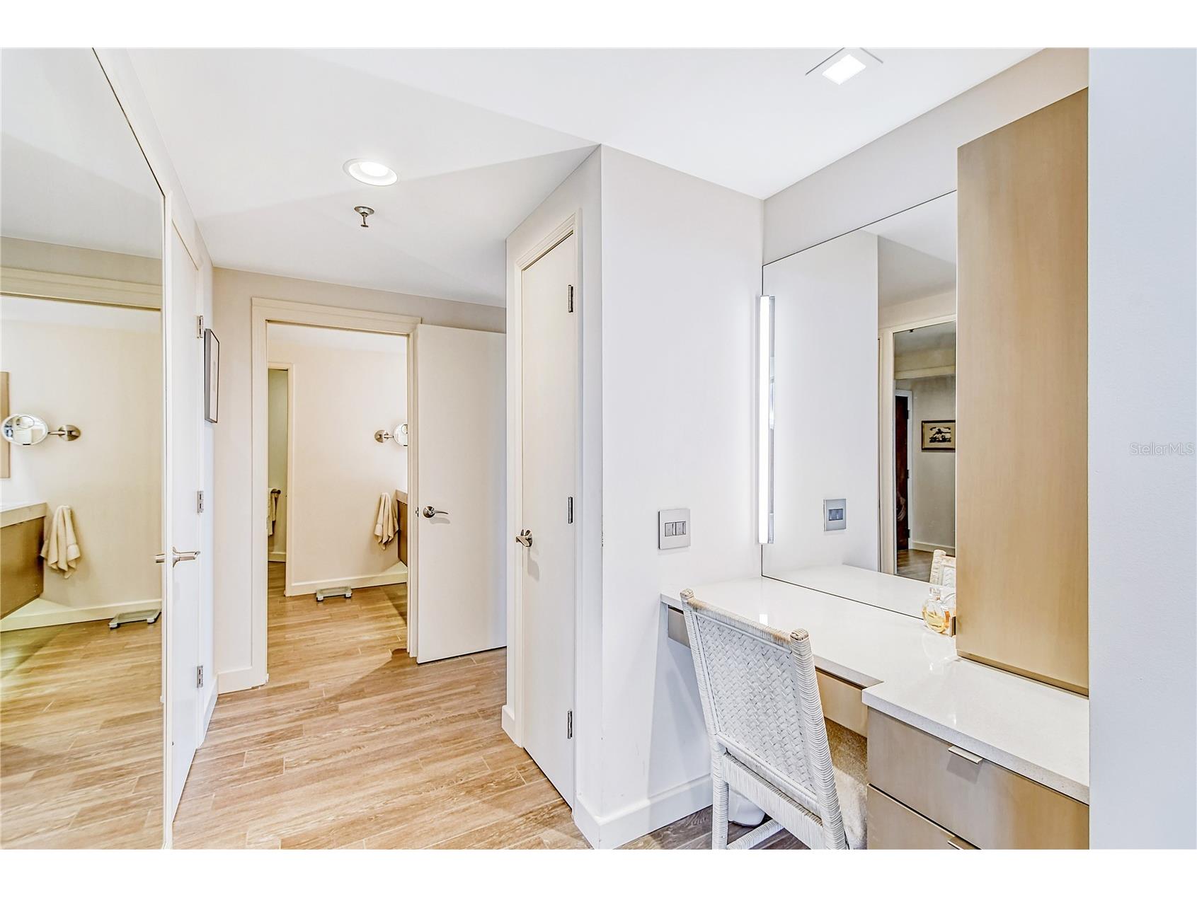 1211 Gulf Of Mexico Drive #302 Longboat Key FL 34228 A4698785 image22