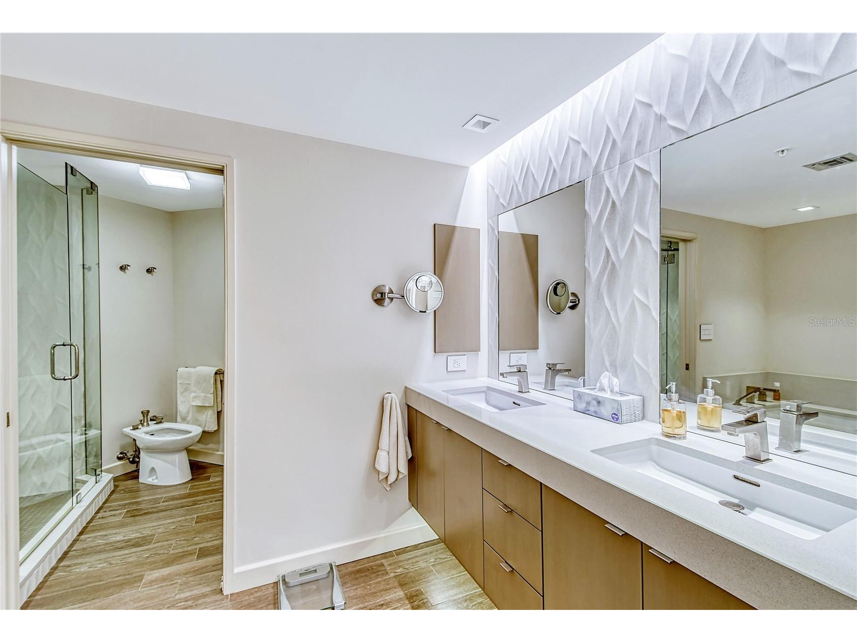 1211 Gulf Of Mexico Drive #302 Longboat Key FL 34228 A4698785 image23