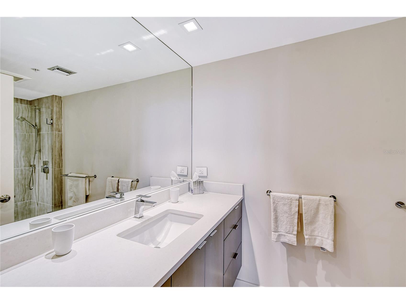 1211 Gulf Of Mexico Drive #302 Longboat Key FL 34228 A4698785 image26