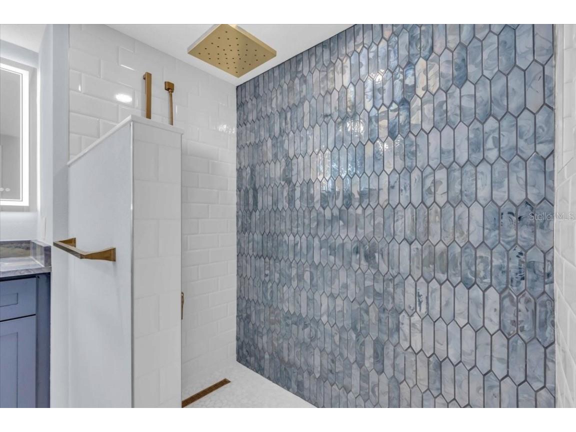 1211 Gulf Of Mexico Drive #403 Longboat Key FL 34228 - GULF OF MEXICO A4634487 image23