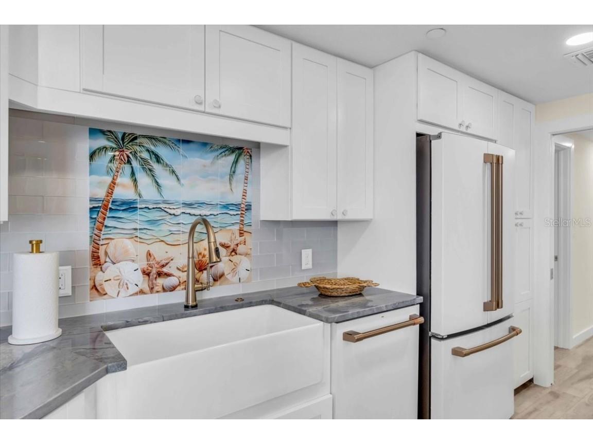 1211 Gulf Of Mexico Drive #403 Longboat Key FL 34228 - GULF OF MEXICO A4634487 image9