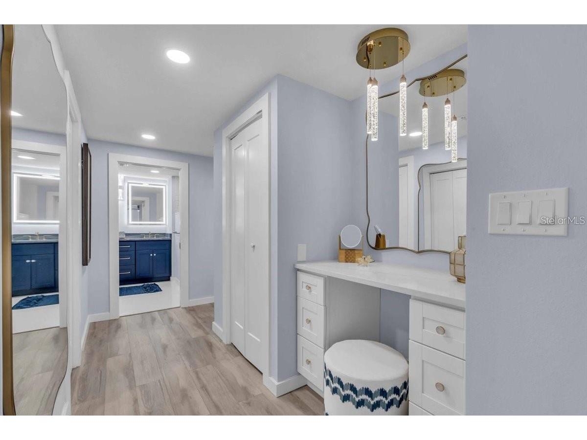 1211 Gulf Of Mexico Drive #403 Longboat Key FL 34228 - GULF OF MEXICO A4681405 image19