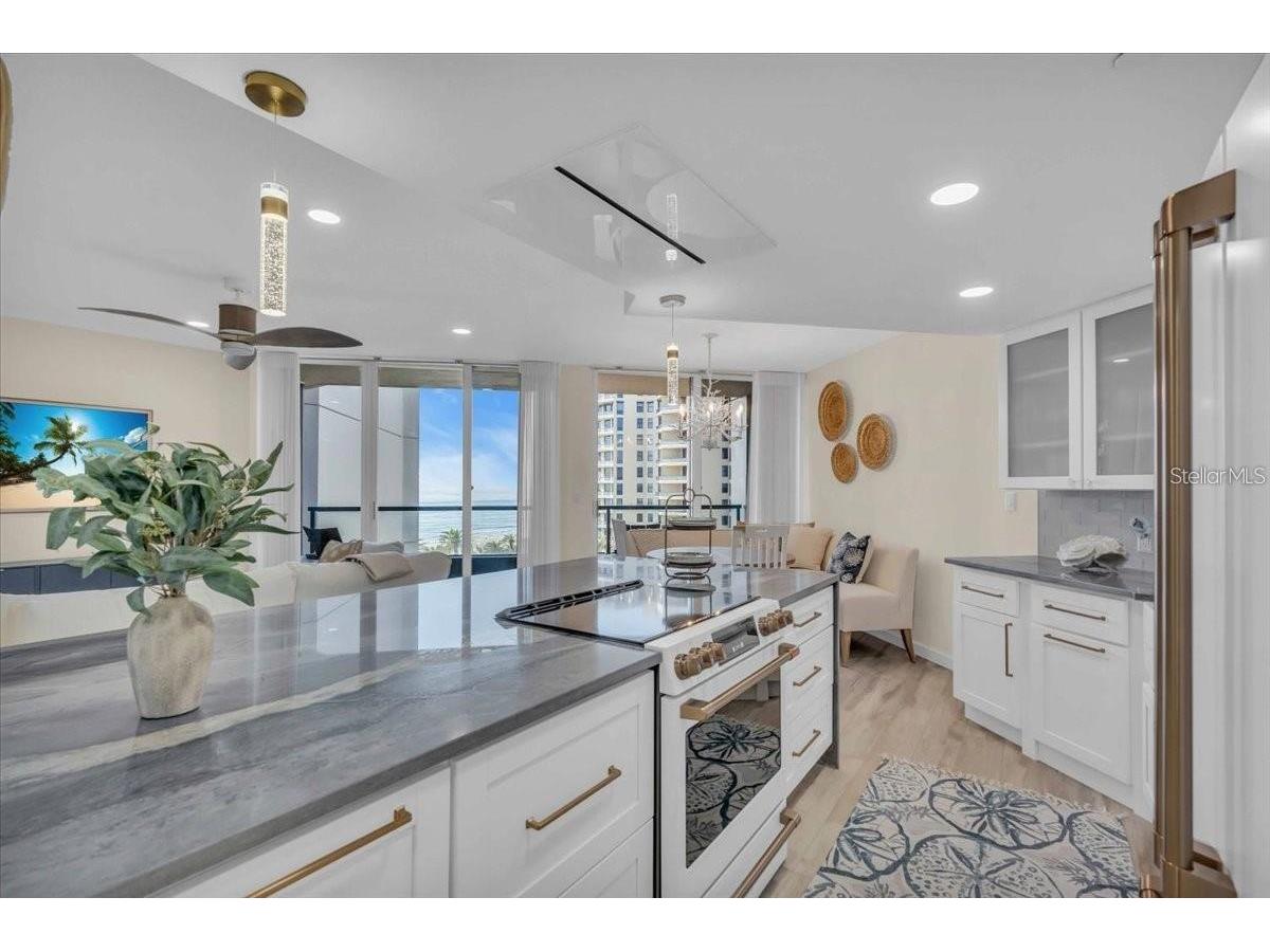 1211 Gulf Of Mexico Drive #403 Longboat Key FL 34228 - GULF OF MEXICO A4681405 image6