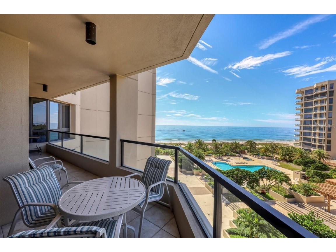 1211 Gulf Of Mexico Drive #405 Longboat Key FL 34228 - GULF OF MEXICO A4604126 image1