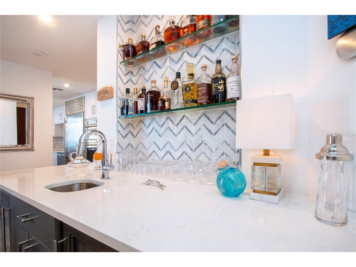 1211 Gulf Of Mexico Drive #505 Longboat Key FL 34228 - GULF OF MEXICO A4670789 image17