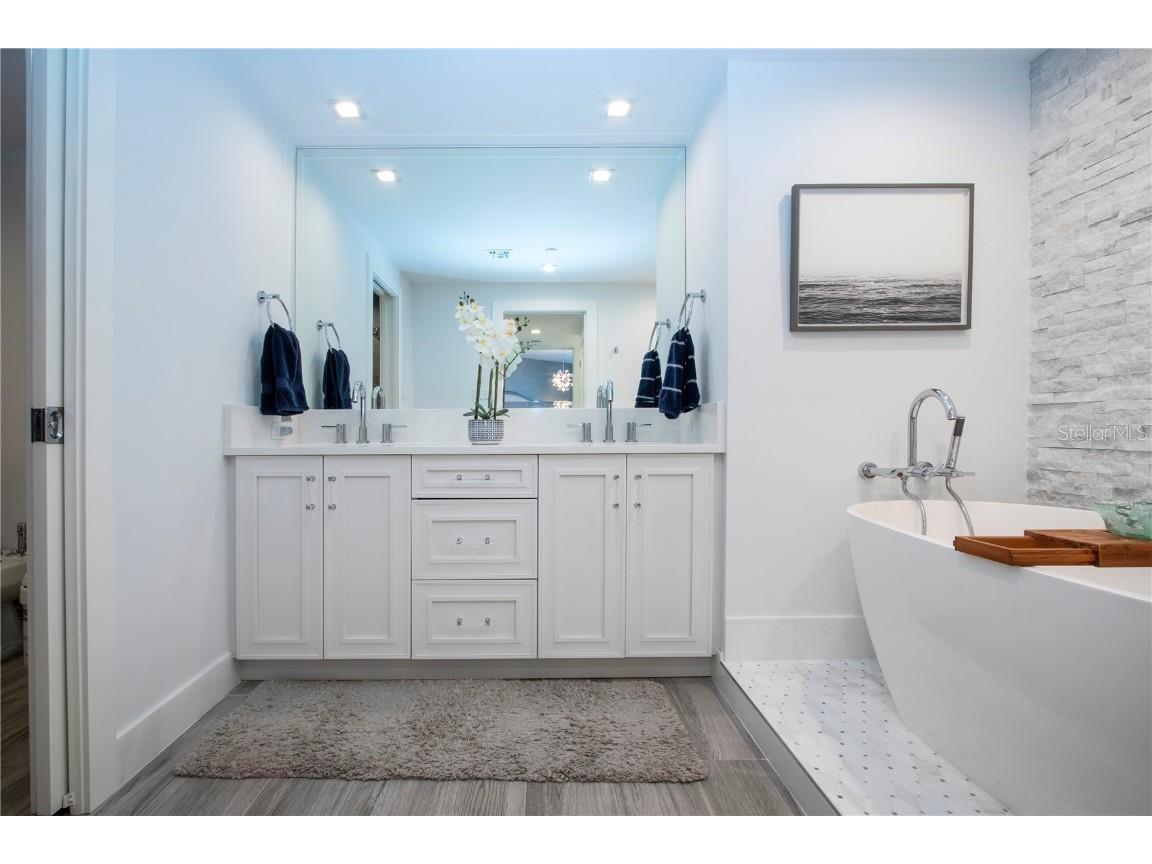 1211 Gulf Of Mexico Drive #505 Longboat Key FL 34228 - GULF OF MEXICO A4670789 image35