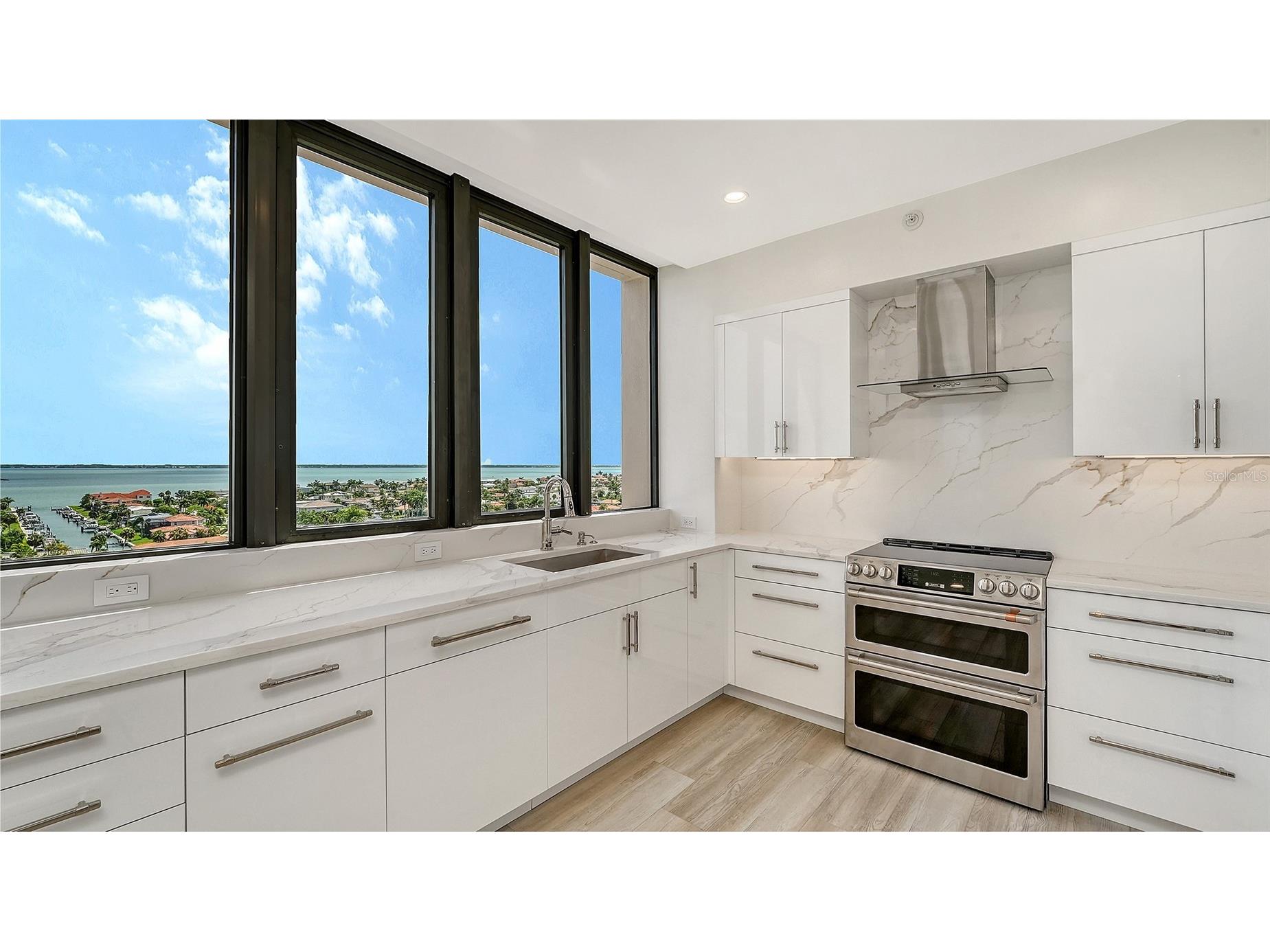 1211 Gulf Of Mexico Drive #701 Longboat Key FL 34228 A4694983 image18