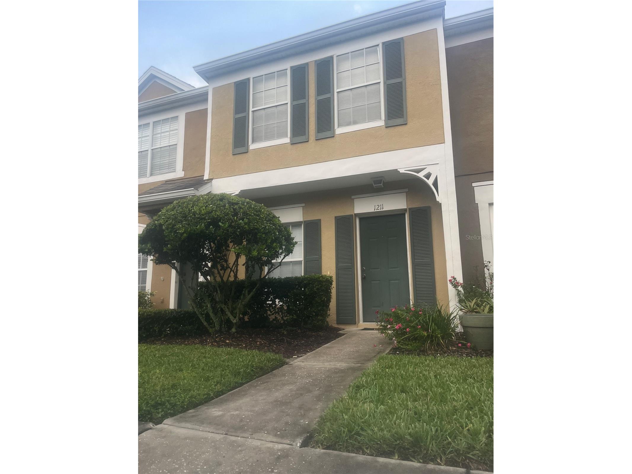 1211 Kennewick Court Wesley Chapel FL 33543 TB8470134 image1