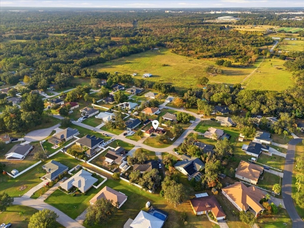 1211 Lake Loop Winter Haven FL 33880 L4957214 image32