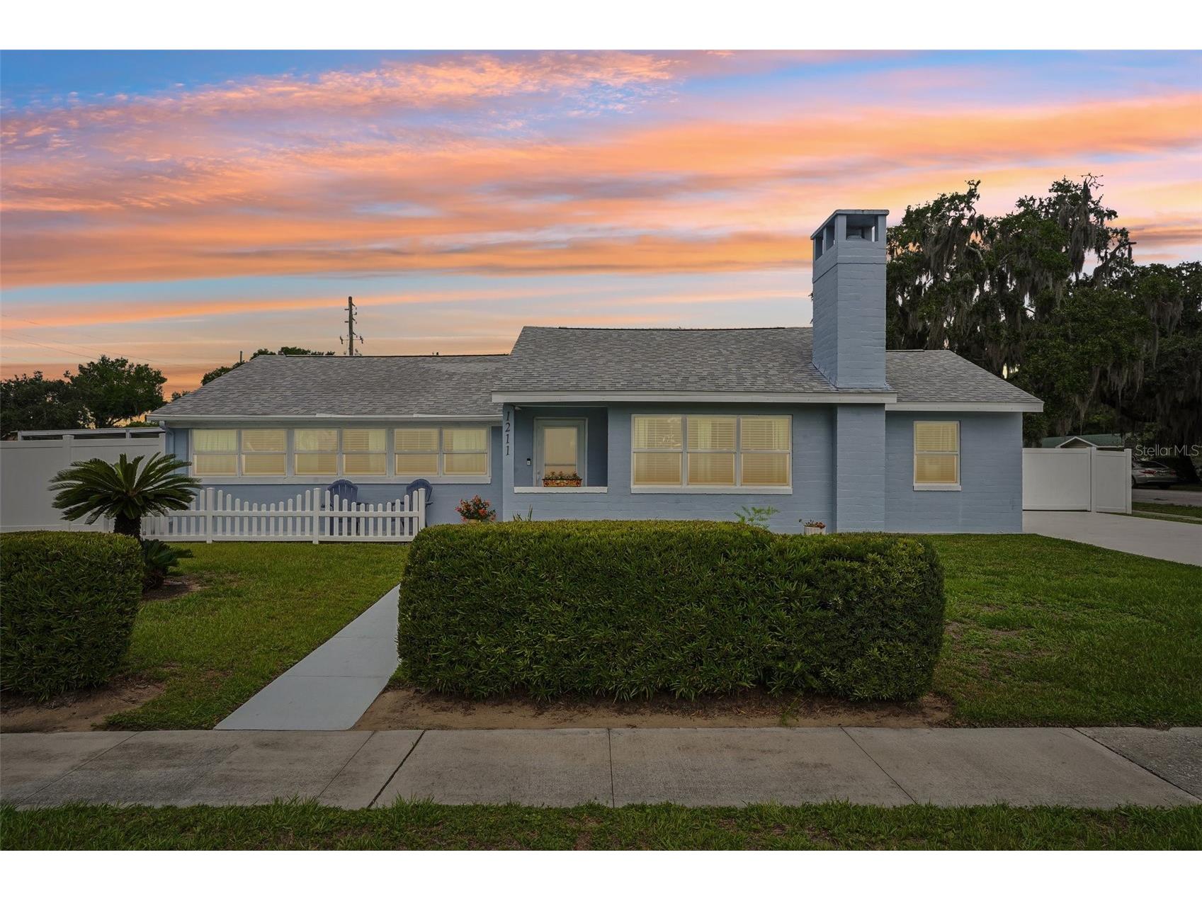 1211 Morningside Drive Mount Dora FL 32757 G5113024 image1