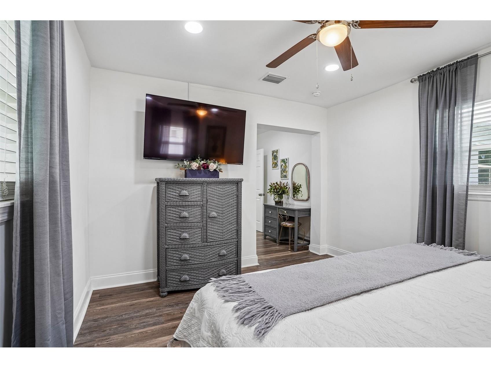 1211 Morningside Drive Mount Dora FL 32757 G5113024 image24